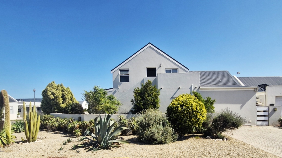 5 Bedroom Property for Sale in Laguna Sands Western Cape